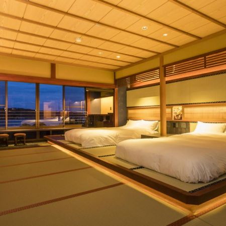 Kurofune Hotel Shimoda  Bagian luar foto